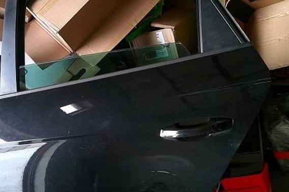 SEAT LEON III KOMBI DRZWI TYŁ PRAWE LZ9Y