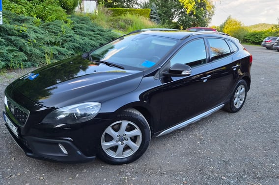Volvo V40 Crossover 2013