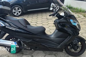 Suzuki Burgman Skuter 2014