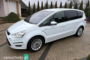 Ford S-Max Minivan 2012