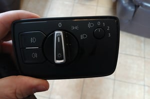 VW PASSAT B8 WŁĄCZNIK ŚWIATEŁ 3G0941633B