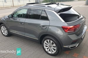 Volkswagen T-Roc SUV 2021
