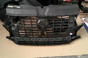 VW TRANSPORTER T6 ATRAPA GRILL PRZÓD 7LA807699D