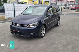 Volkswagen Touran Minivan 2012