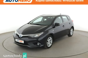 Toyota Auris Hatchback 2016