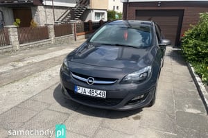 Opel Astra Kombi 2015