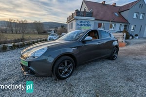 Alfa Romeo Giulietta Hatchback 2012