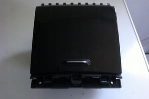 KIA SORENTO III LIFT SCHOWEK ŁADOWARKA TEL 84680-C5AA0