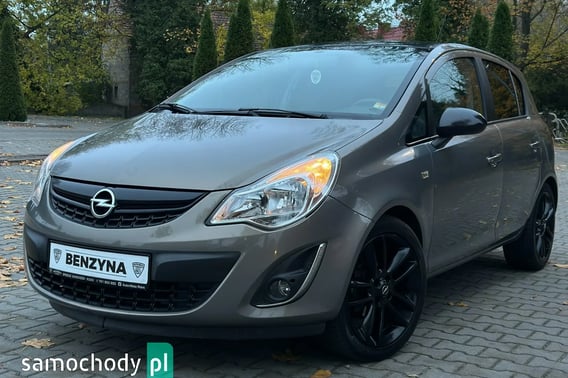 Opel Corsa Hatchback 2012