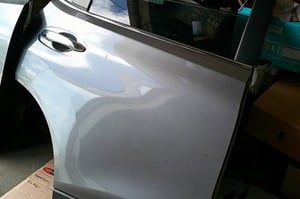 NISSAN X-TRAIL T32 DRZWI TYŁ LEWE KAD