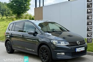 Volkswagen Touran Van 2016