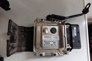 KIA VENGA MODUŁ STEROWNIK SILNIKA 39118-2B240