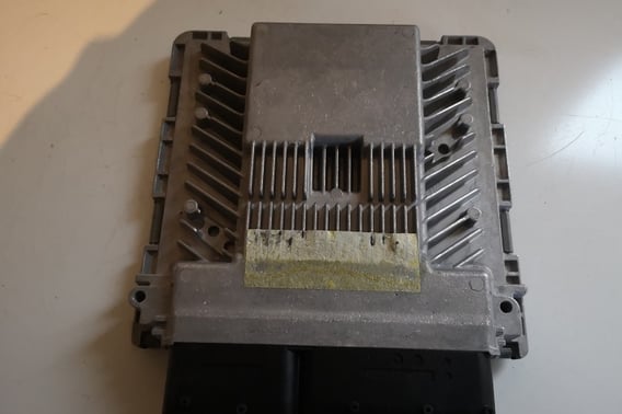 AUDI A4 B8 MODUŁ STEROWNIK SILNIKA 8T0907559E