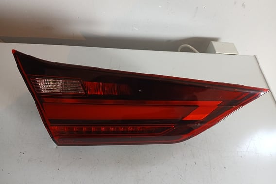 BMW 1 F40 LAMPA TYŁ W KLAPĘ LEWA 7450651-14