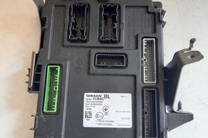 NISSAN QASHQAI J11 MODUŁ BSI 284B114CB9C