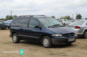 Chrysler Voyager Minivan 2000