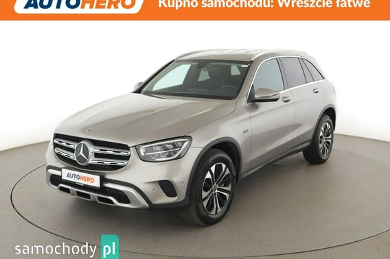 Mercedes-Benz GLC SUV 2021