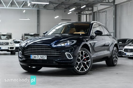 Aston Martin DBX SUV 2020