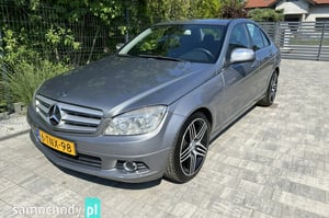 Mercedes-Benz C-Klasa Sedan 2009