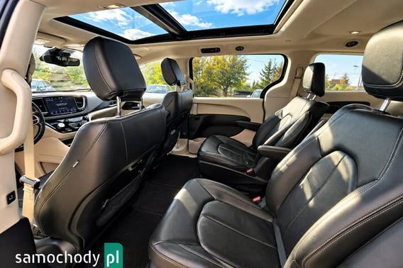 Chrysler Pacifica SUV 2022