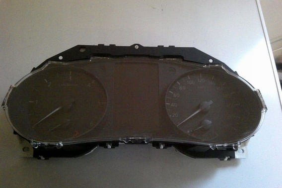 NISSAN QASHQAI J11 LICZNIK HP03C/N6KF