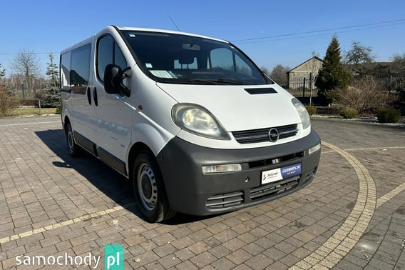 Opel Vivaro Bus 2005