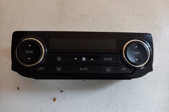 MITSUBISHI OUTLANDER III PANEL NAWIEWU I KLIMATYZACJI 7820A465XA