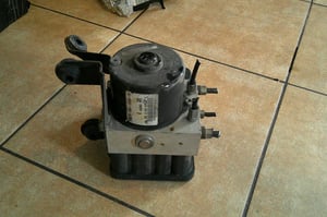 MAZDA 3 BK FORD POMPA ABS 6N61-2C405-EB