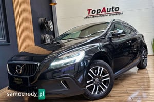 Volvo V40 Cross Country Hatchback 2017