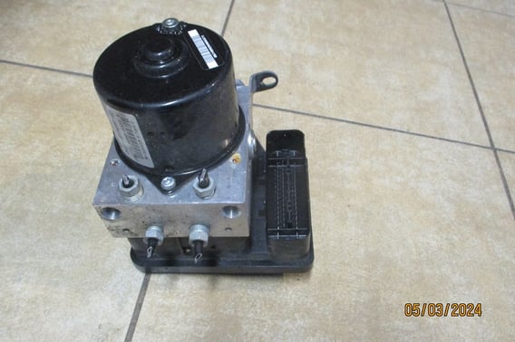 BMW E87 POMPA ABS 6776055
