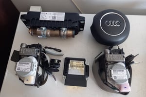 AUDI A7 S7 4G PODUSZKI PASY SENSOR KOMPLET 4G0880201P