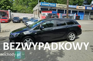 Opel Astra Kombi 2014