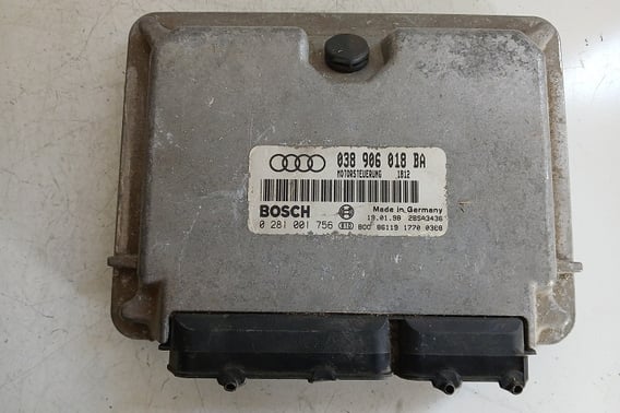AUDI A3 8L MODUŁ STEROWNIK SILNIKA 038906018BA