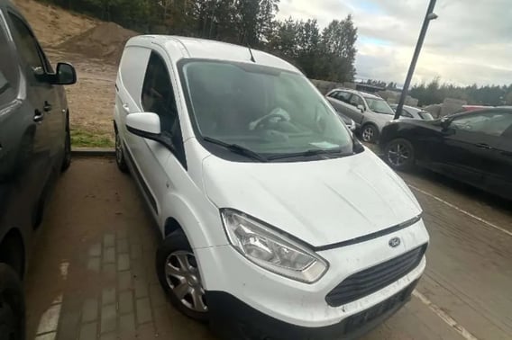 Ford Transit Courier Inny 2016