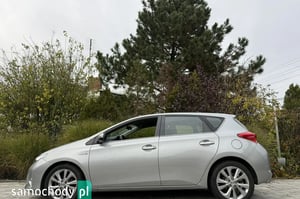 Toyota Auris Hatchback 2015