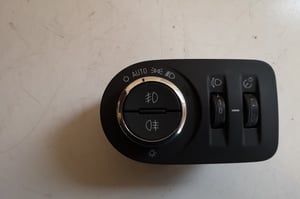 OPEL CORSA E WŁĄCZNIK ŚWIATEŁ 13470446