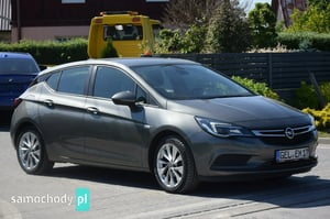 Opel Astra Hatchback 2017