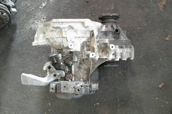 AUDI A1 8X VW 1,6TDI SKRZYNIA BIEGÓW MDN