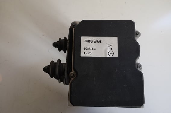 AUDI A4 B8 POMPA ABS 8K0907379AB