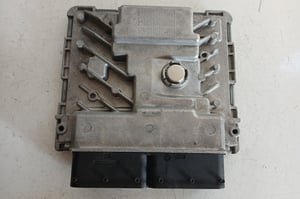 AUDI A3 S3 8V MODUŁ STEROWNIK SILNIKA 1.8 TSI 8V0906264H