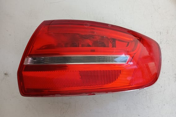 AUDI A3 S3 8P LIFT LAMPA TYLNA PRAWA 8P4945096E EUROPA