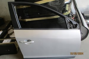 RENAULT MEGANE III 3 KOMBI DRZWI PRZÓD PRAWE  TED69
