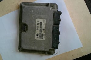 VW Golf IV 1,9SDI STEROWNIK SILNIKA 038906013AG