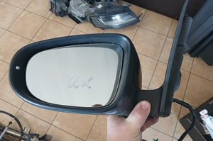 GOLF VI LUSTERKO PRAWE LEWE L041 UK