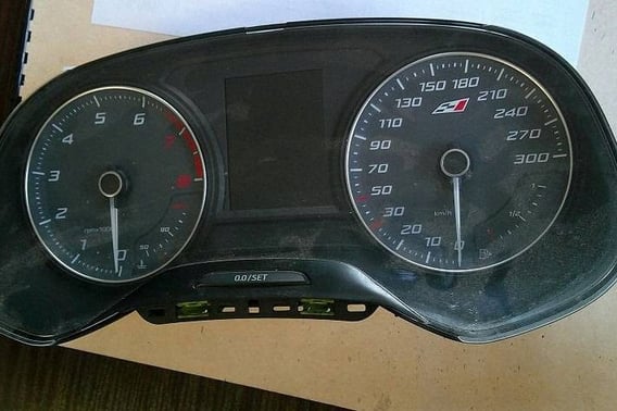 SEAT LEON III (5F) CUPRA 2,0TSI LICZNIK 5F0920756D