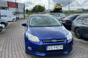 Ford Focus Sedan 2012