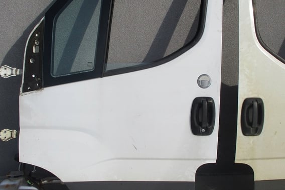 IVECO DAILY 35S VI DRZWI PRZÓD PRAWE/LEWE EU