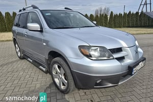 Mitsubishi Outlander SUV 2004