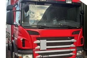 Scania P250 Euro 6 sypialna, firanka 18pal, winda, sprowadzony Ciężarowe 2013