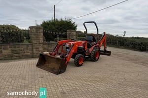 Kubota B2530 w ładowacz czołowy I koparkę 2013